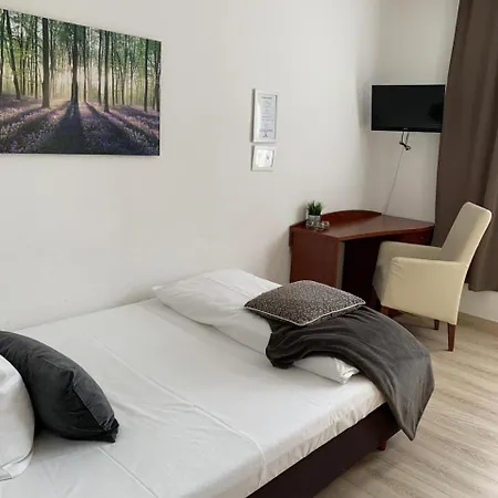 Zum Adler Hotel