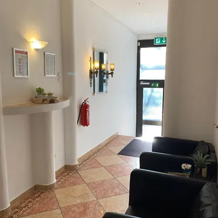Zum Adler Hotel 2*